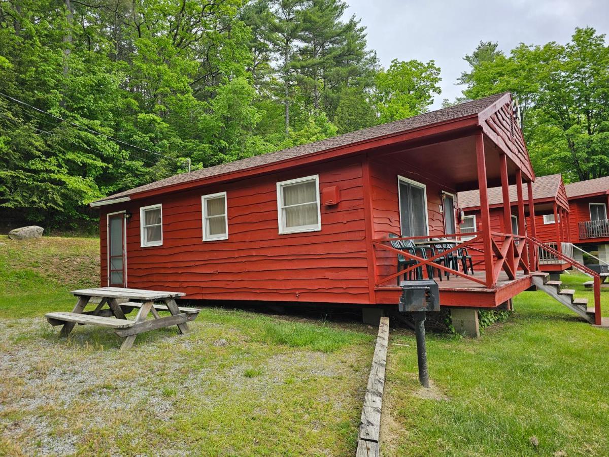The Gold Eagle Villa Lake George Bagian luar foto